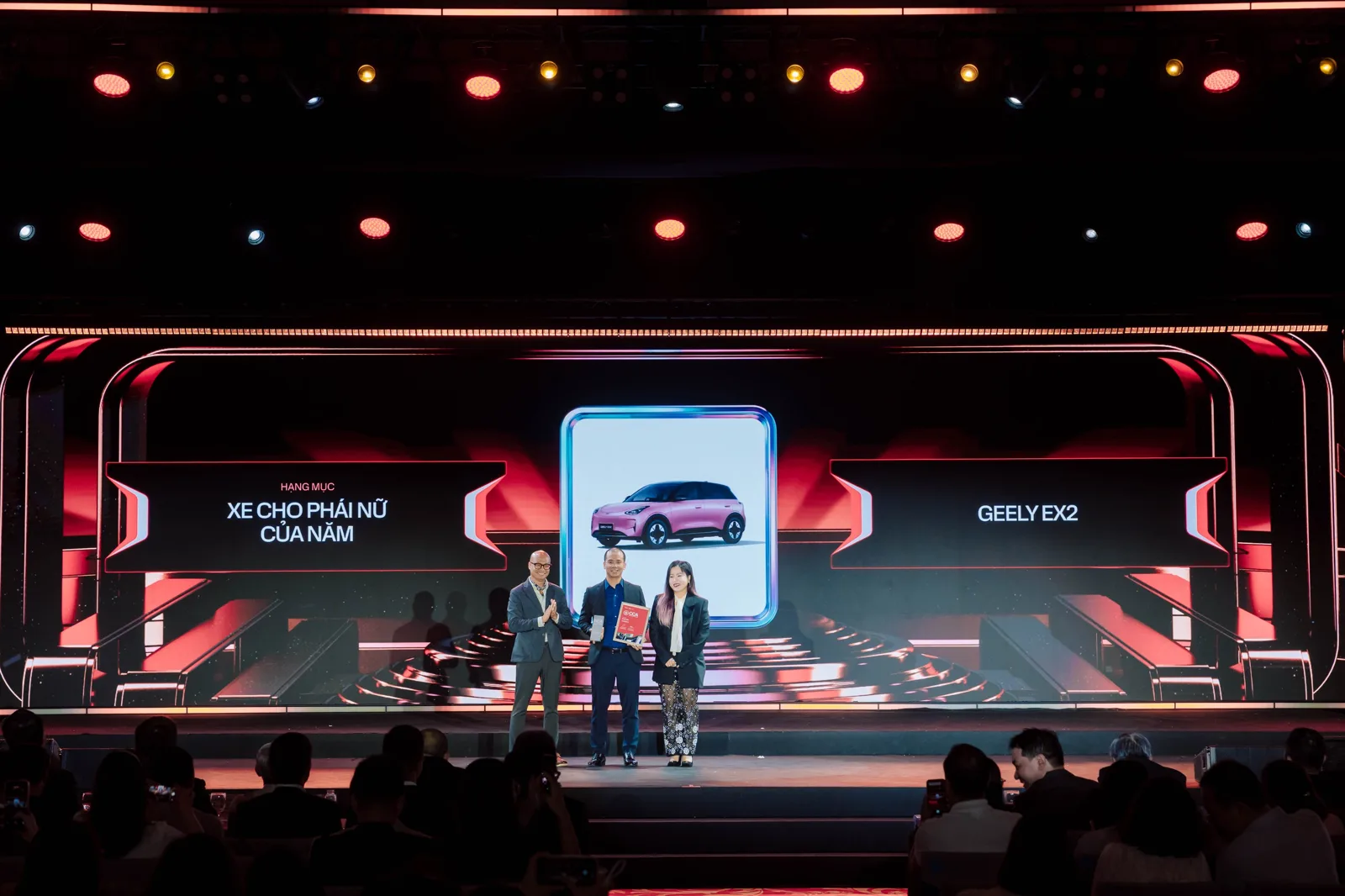 Geely EX2 được vinh danh "Xe cho phái nữ của năm" tại Car Choice Awards 2026