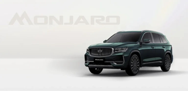 Geely Monjaro SUV cỡ D trên đường